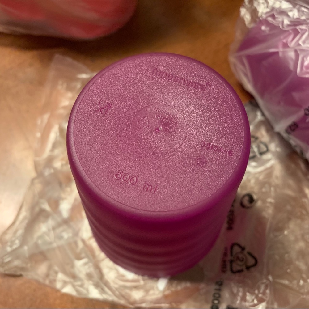Tupperware Ripple Tumbler Set - Picture 2 of 3